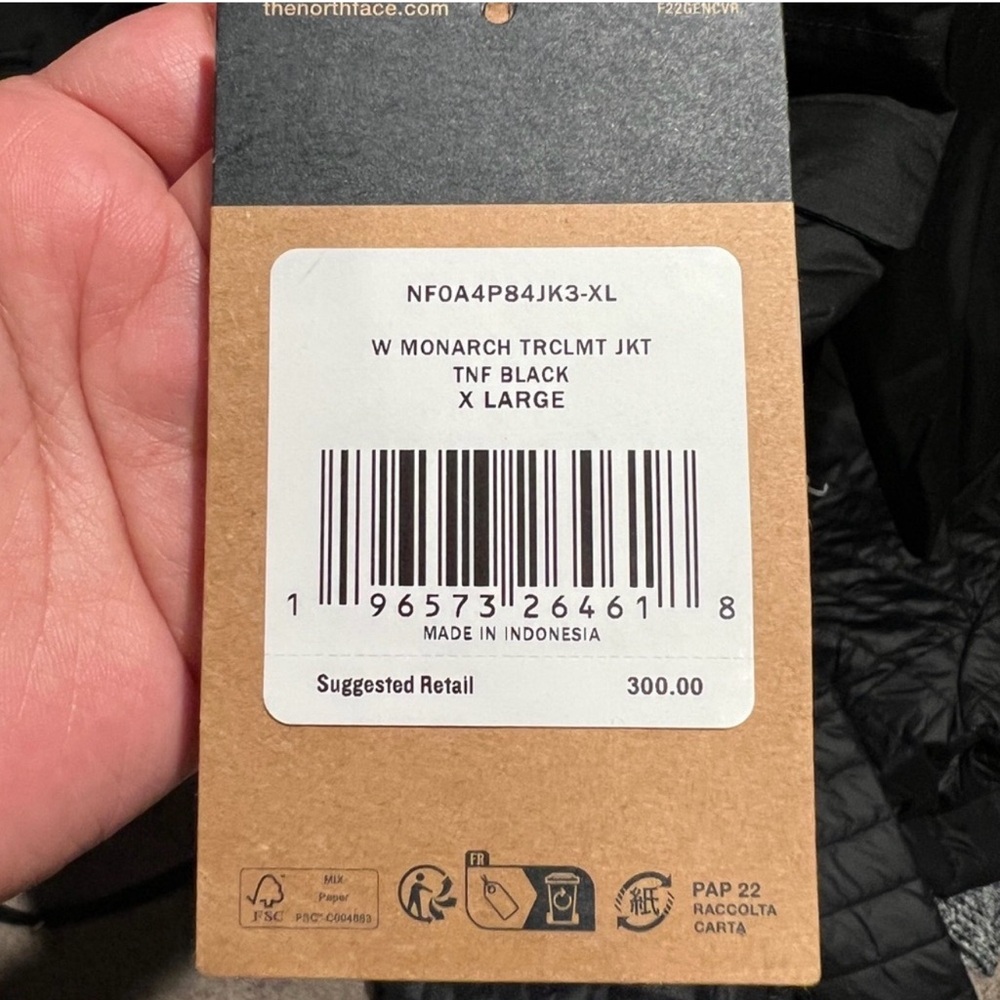The North Face women’s monarch Triclimate XL (new) - Picture 5 of 5